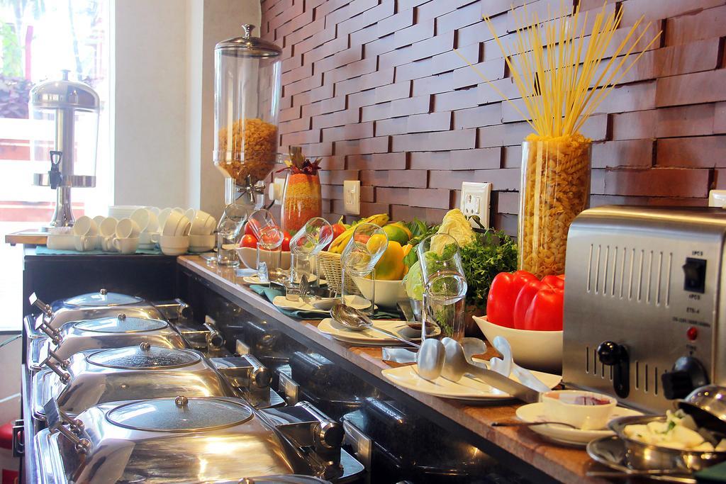 Ethnotel, Kolkata Airport Eksteriør billede